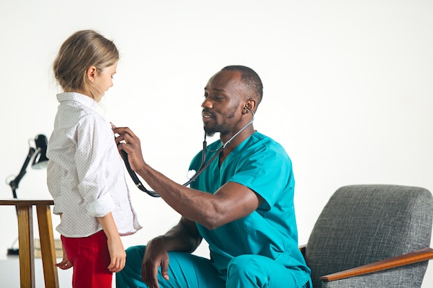 healthcare-medical-concept-doctor-with-stethoscope-listening-child-chest-hospital_155003-7484 healthcare-medical-concept-doctor-with-stethoscope-listening-child-chest-hospital_155003-7484